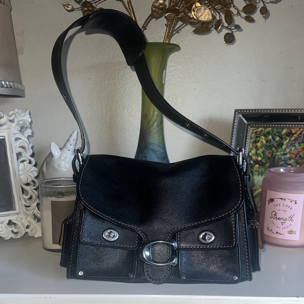 Coach Cargo Soft Tabby (Blk)